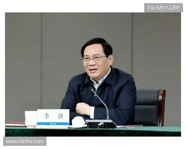 [视频]李强在中国电信中国联通中国移动所属企业调研.